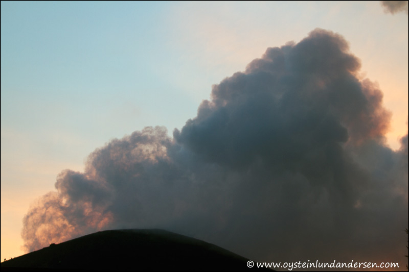 Krakatau-volcano-May-2012-x3-00