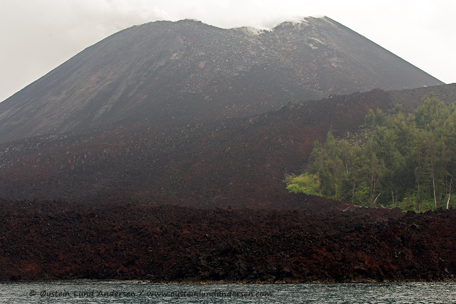 Krakatau-volcano-june-2014(IMG_8128)