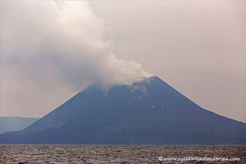 Krakatau-volcano-november-2013(IMG_5740)