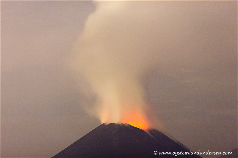 Krakatau-volcano-november-2013(IMG_6295)