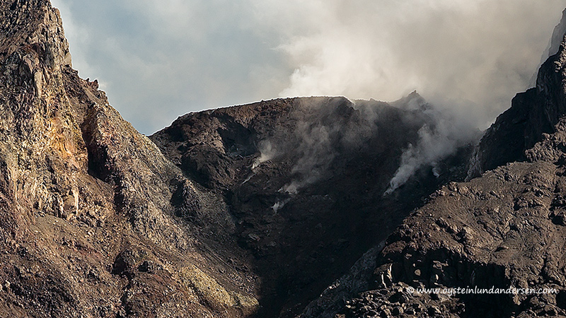 13. Close up on the steaming lava dome. (09:12)