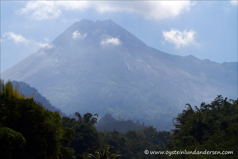 Merapi-volcano-June2012-x2-1