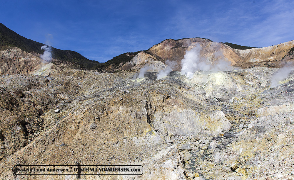 Papandayan_volcano-West-Java-Indonesia-July-2015_IMG_3811
