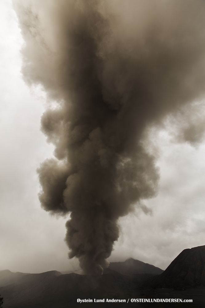 Bromo Eruption 2015 Indonesia ash lava