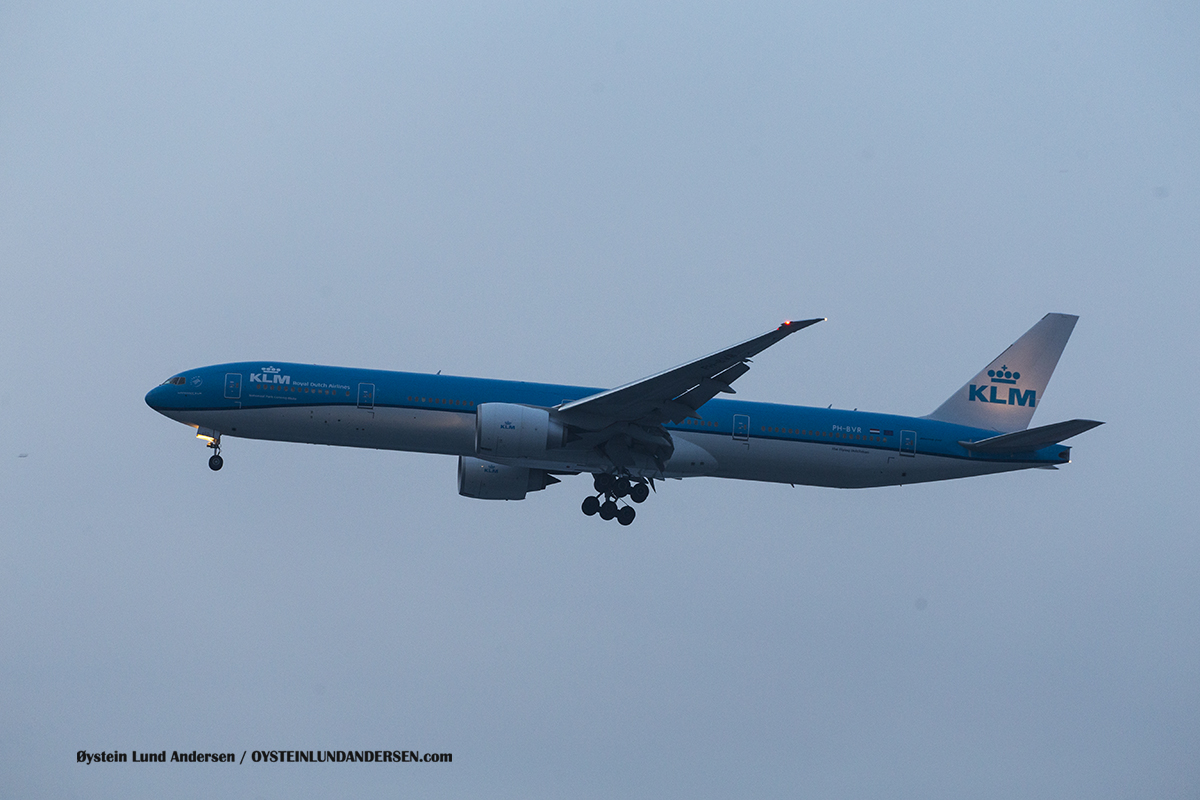 KLM Boeing 777-300ER (PH-BVR)