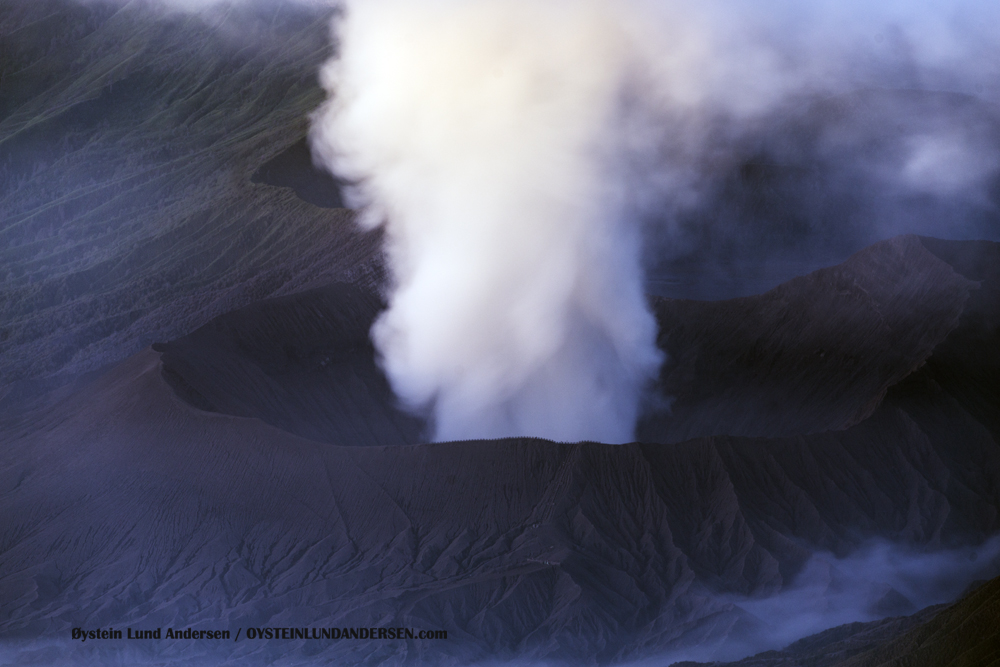 Bromo Tengger Indonesia Eruption Volcano April 2016
