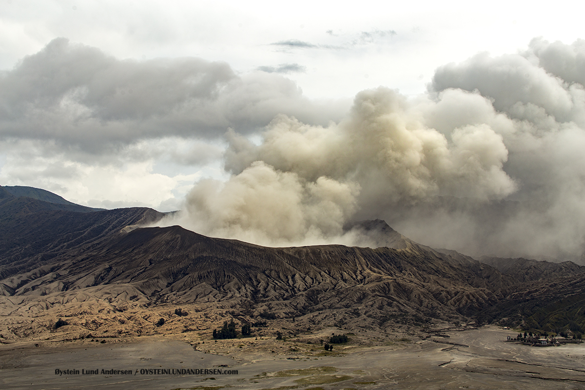 Bromo Tengger Volcano Eruption October 2016 Indonesia