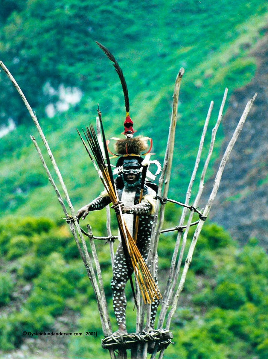 Baliem-valley wamena papua west-papua tribe dani-tribe Yali tribal oceania