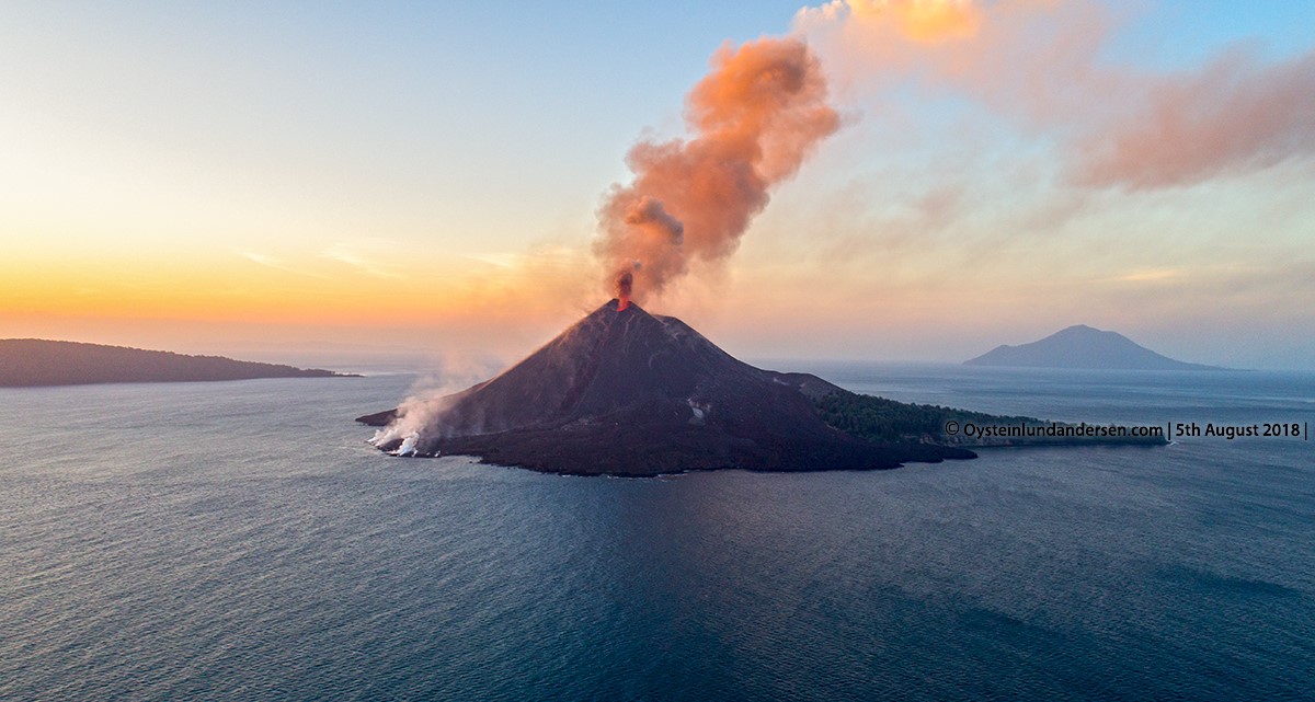 krakatau volcano eruption 2018 java indonesia